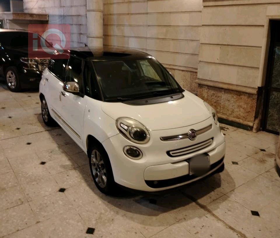 فيات 500L